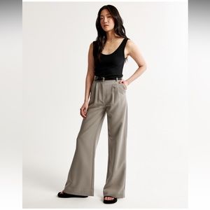 NWOT A&F Sloane Tailored Pant in medium brown